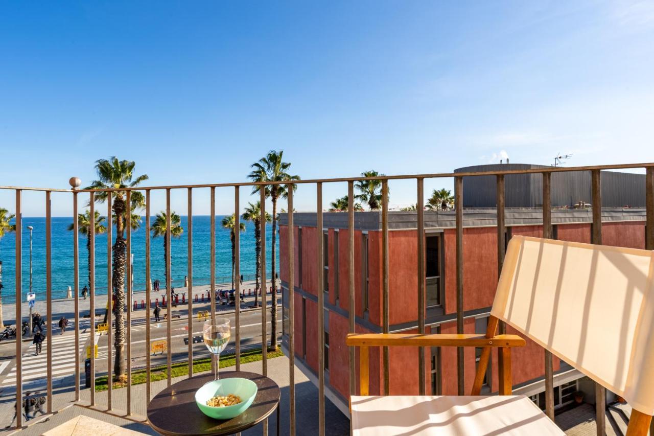 Kronos On The Beach Suite 3 Barcellona Esterno foto